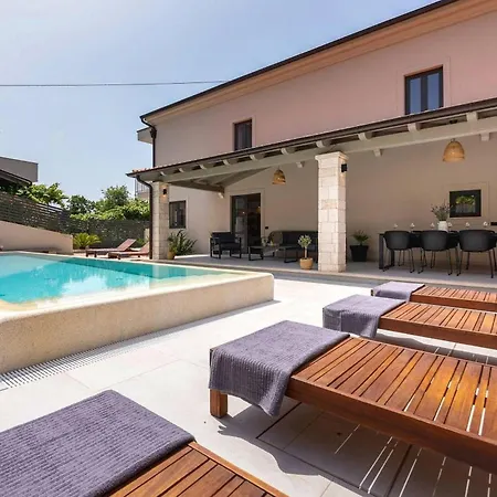 Holiday home Molindrio *